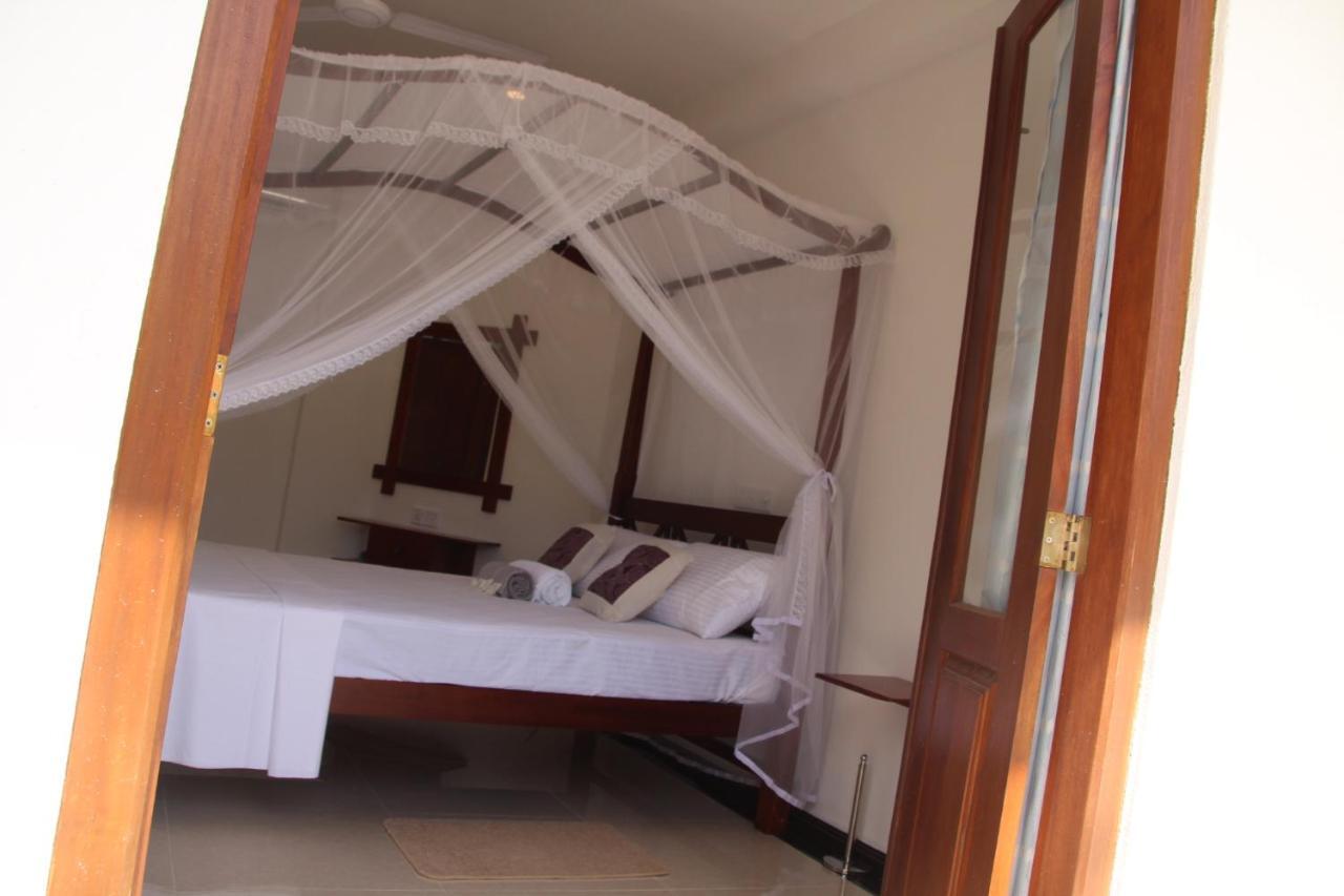 Guesthouse Bodensee Hikkaduwa Exterior foto